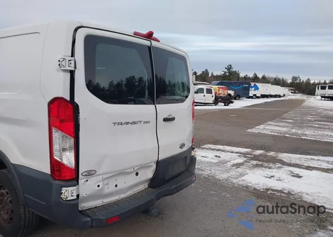 2015 Ford Transit-250 z USA, uszkodzony, nr VIN 1FTNR1ZM8FKA34305